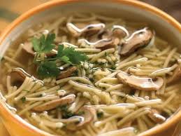 Noedelsop met Sampioene: